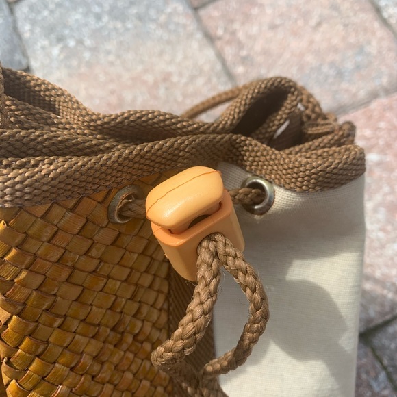 Canvas/Straw/Braided Rope Made in Italy Bucket Bag - Picture 5 of 14